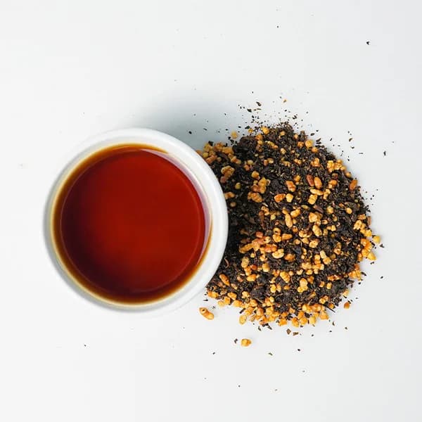 Ngoại hình trà khô và màu nước trà Ô Long Gạo Loại 1